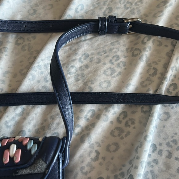 Valentino Blue and Pink Woven Shoulder Bag - Picture 11 of 11